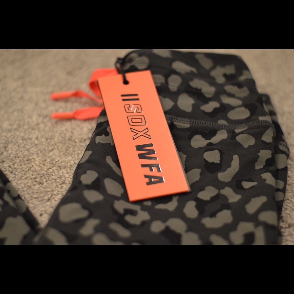 Sarah’s Day Soldier Camo leggings